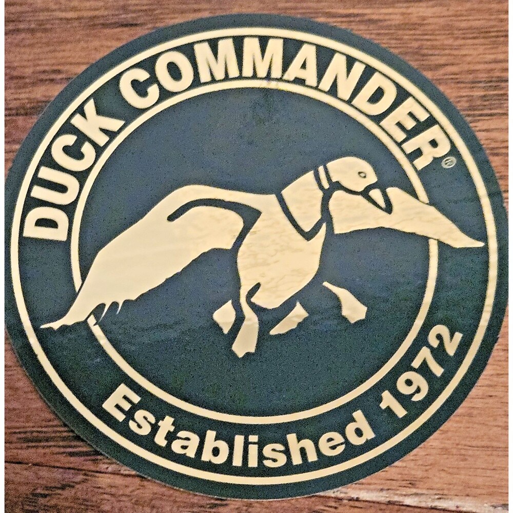 Duck Commander Classic 4 inch decal green established 1972 phil robertson
